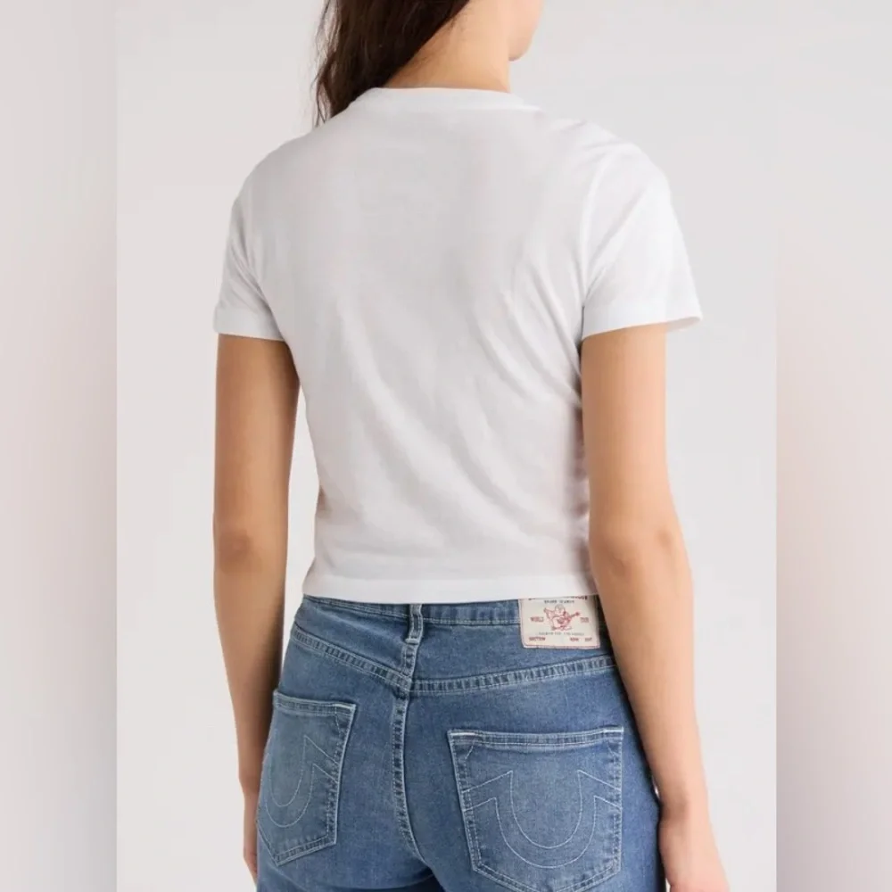 NWT True Religion Women's White Graphic Tee - Picture 2 of 4
